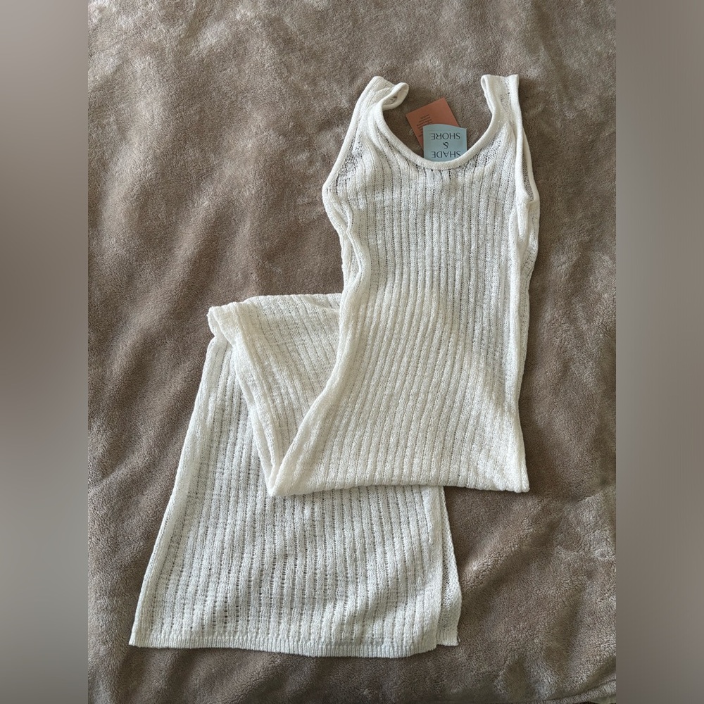 SOLD Shade and shore coverup